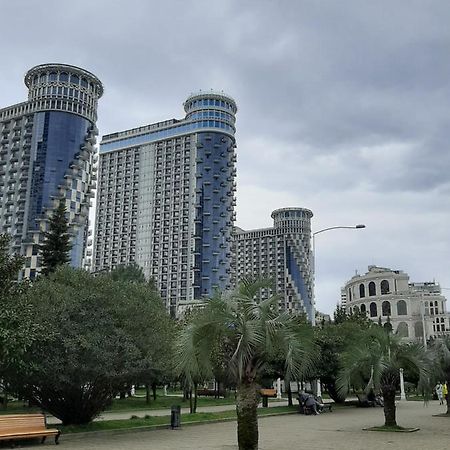 Апартаменти Batumi Orbi Sea View Екстер'єр фото